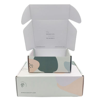 De rekupereerbare Druk van Matt Lamination Corrugated Mailing Box CMYK 4C